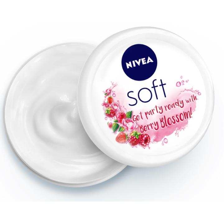Nivea Soft Berry Blossom Moisturiser Creme (200 ml)