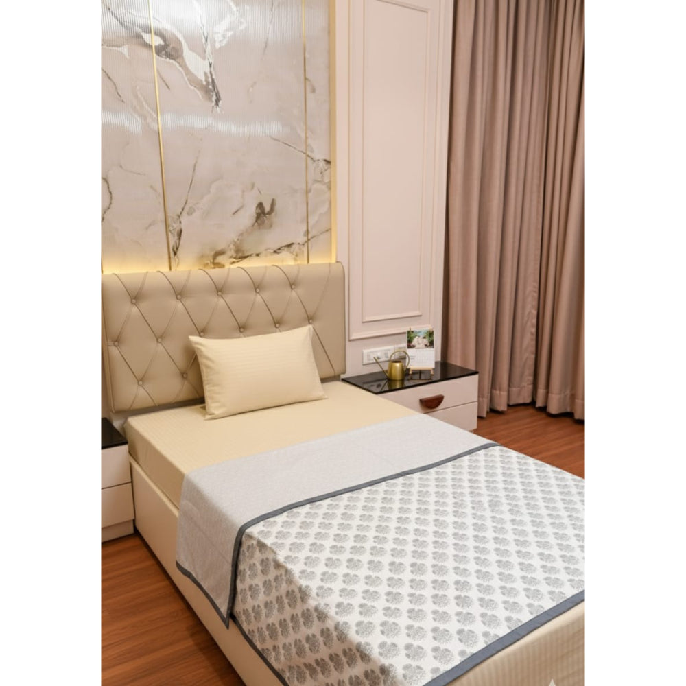 VAA Single Reversible Dohar - Nature Sketch (Grey) 137 x 213 cm - 1 Unit