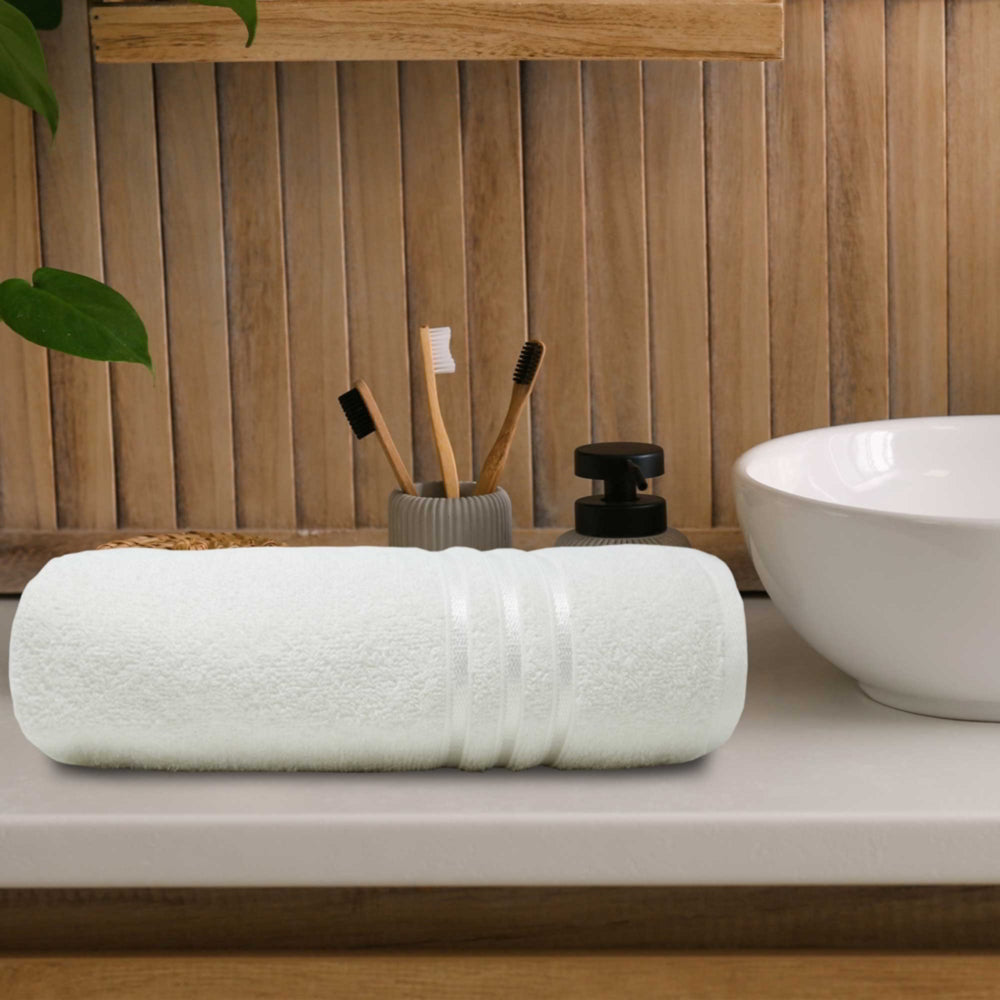 Trident Home Elegance Cl Bath Towel 400 Gsm (Baby Talc) 70 x 140 cm - 1 Unit