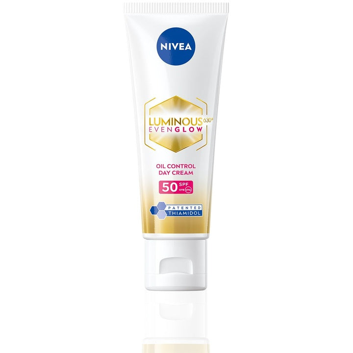 Nivea Luminous Even Glow Oil SPF50 Day Cream with Thiamidol for UV Protection & Dark Spots